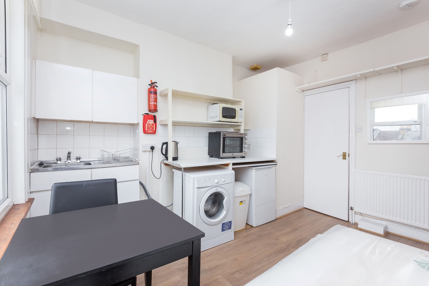 London Studio Flat, Cranbrook Park, N22 To Rent Now for £895.00 p/m