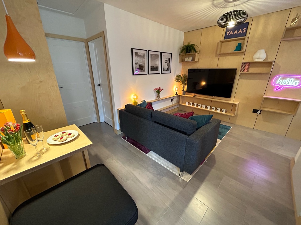 Crewkerne 2 Bed Flat, Hermitage Street, TA18 To Rent Now for £795.