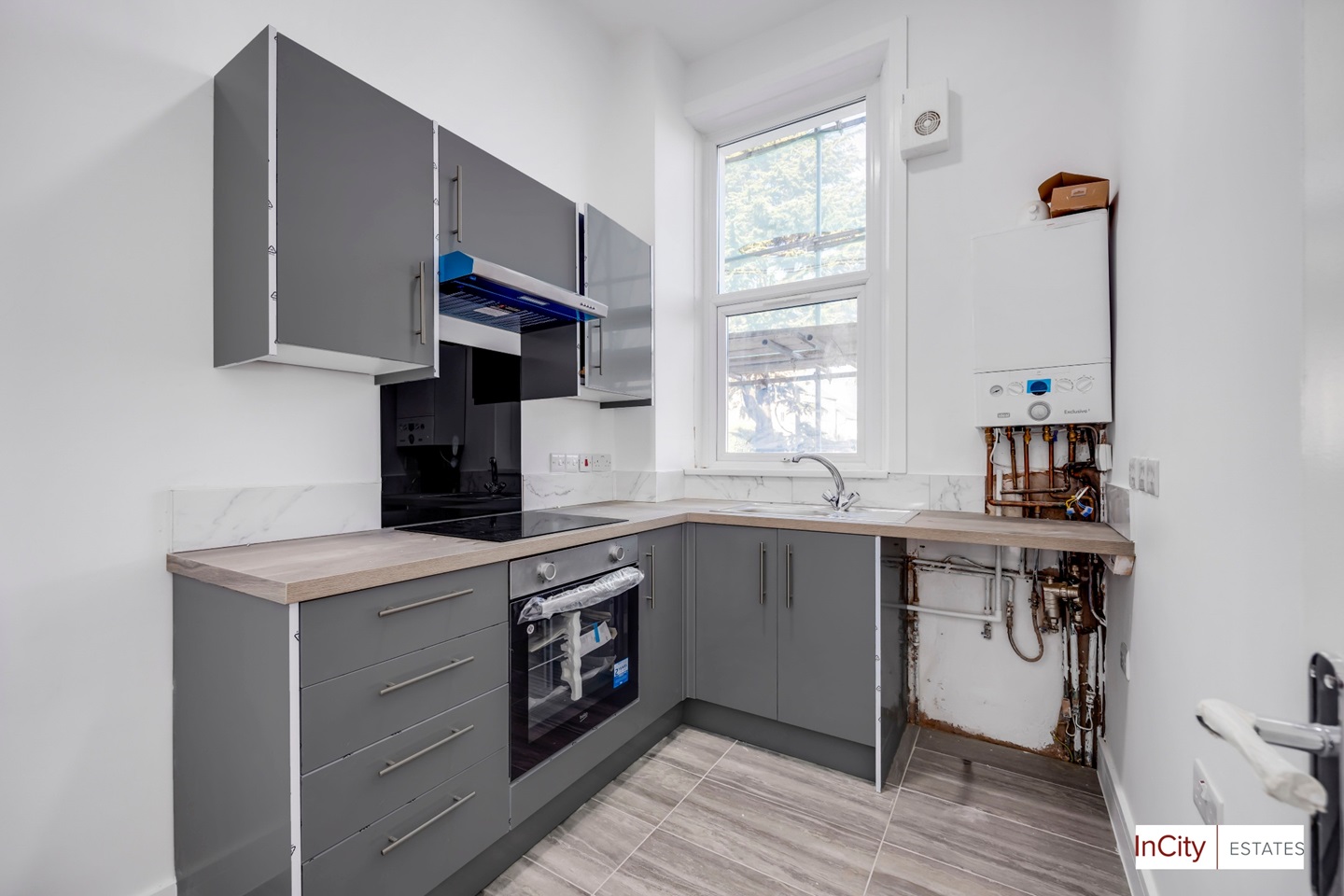 London 1 Bed Flat, Belvedere Road, SE19 To Rent Now for £1,600.00 p/m