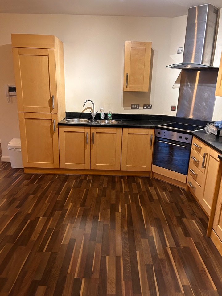 Northampton 2 Bed Flat, Bloomsbury House, NN1 To Rent Now for £