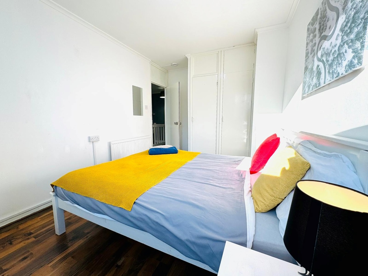 Tower Hamlets Room in a Shared Flat, Limehouse, E1 To Rent Now for