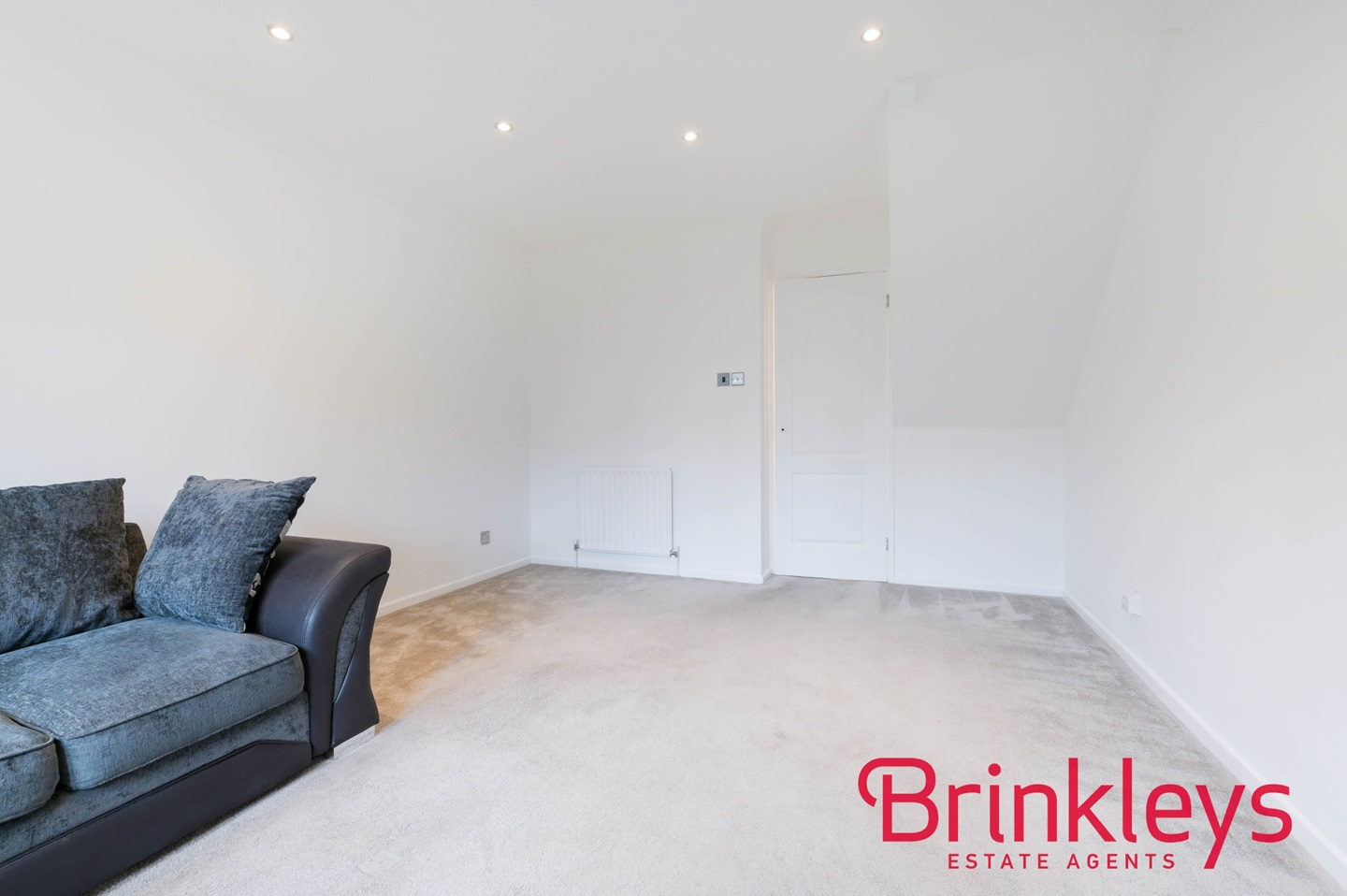 London 2 Bed Terraced House, Road, KT4 To Rent Now for £