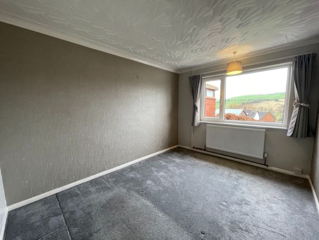 Kidsgrove, StokeOnTrent 2 Bed Bungalow, Brieryhurst Road, ST7 To