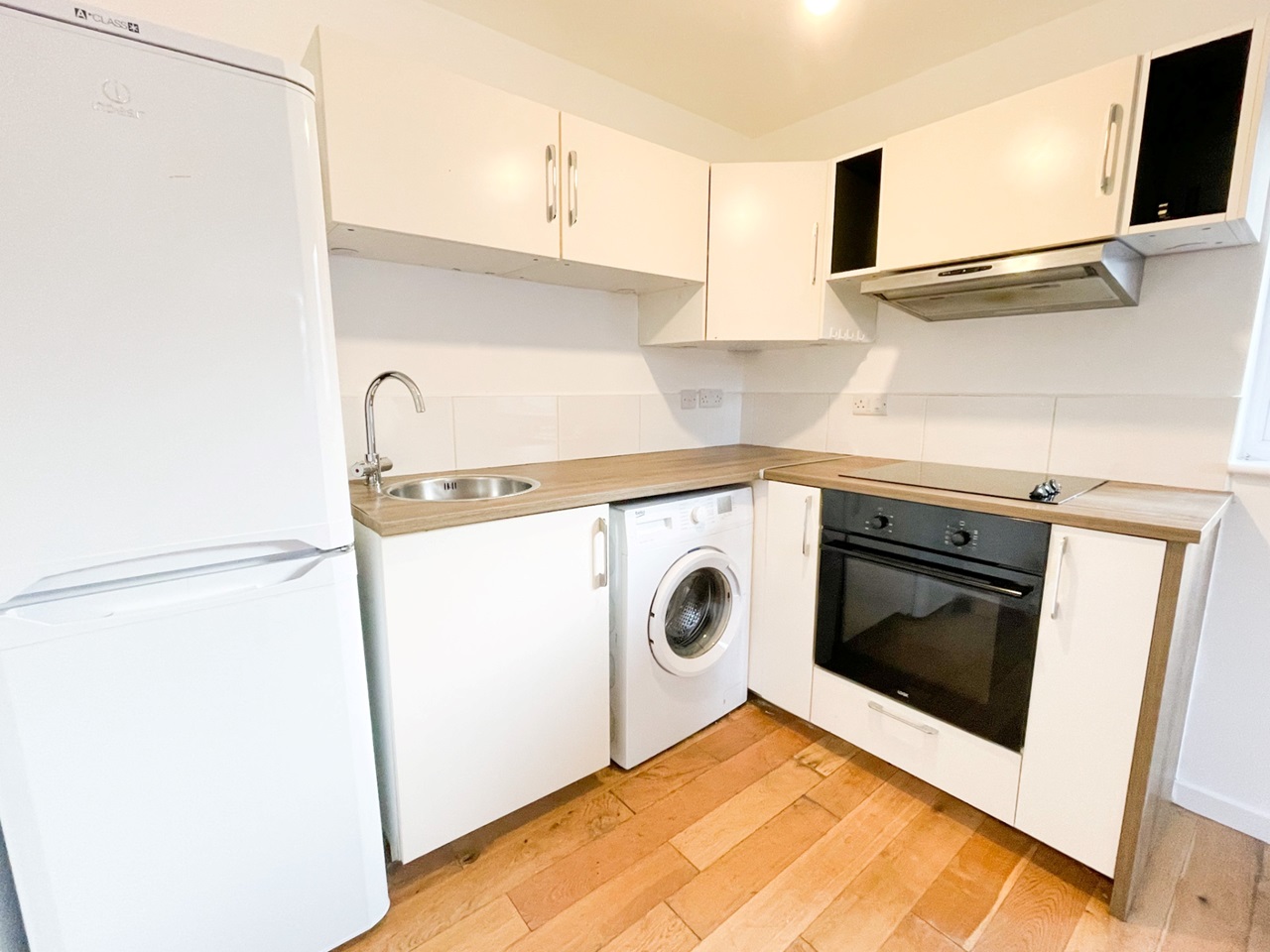 Crewe 2 Bed Flat, Chestnut Grove, CW1 To Rent Now for £675.00 p/m