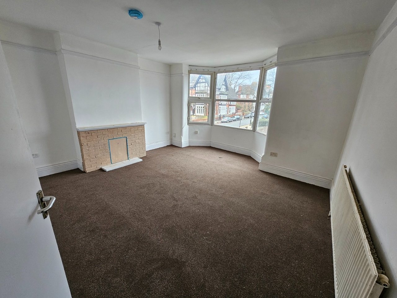 Leicester 3 Bed Flat, Narborough Road, LE3 To Rent Now for £1,000.