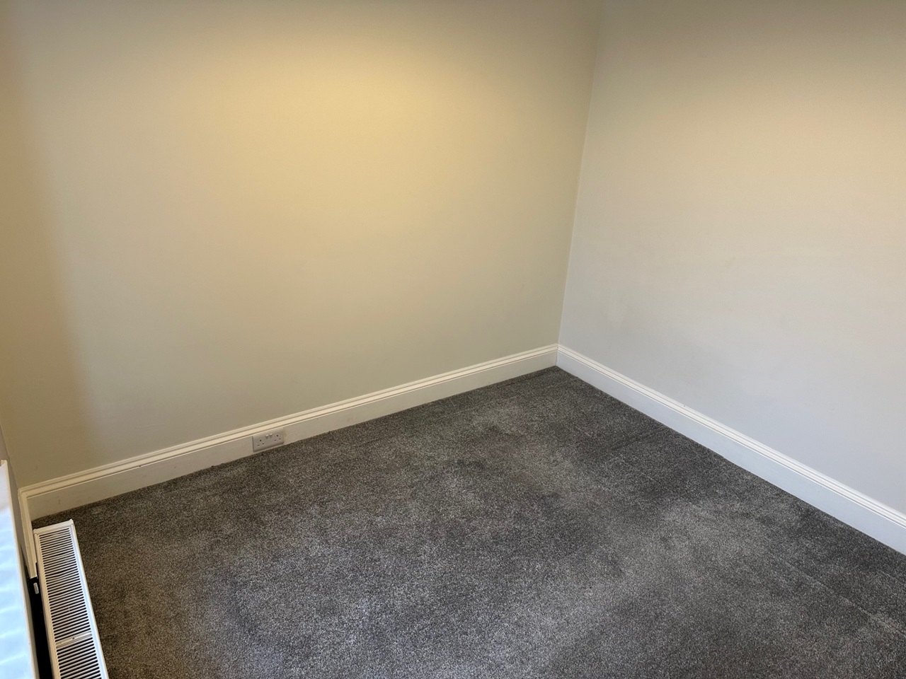 Torquay 1 Bed Flat, Hill Road, TQ1 To Rent Now for £675.00 p/m