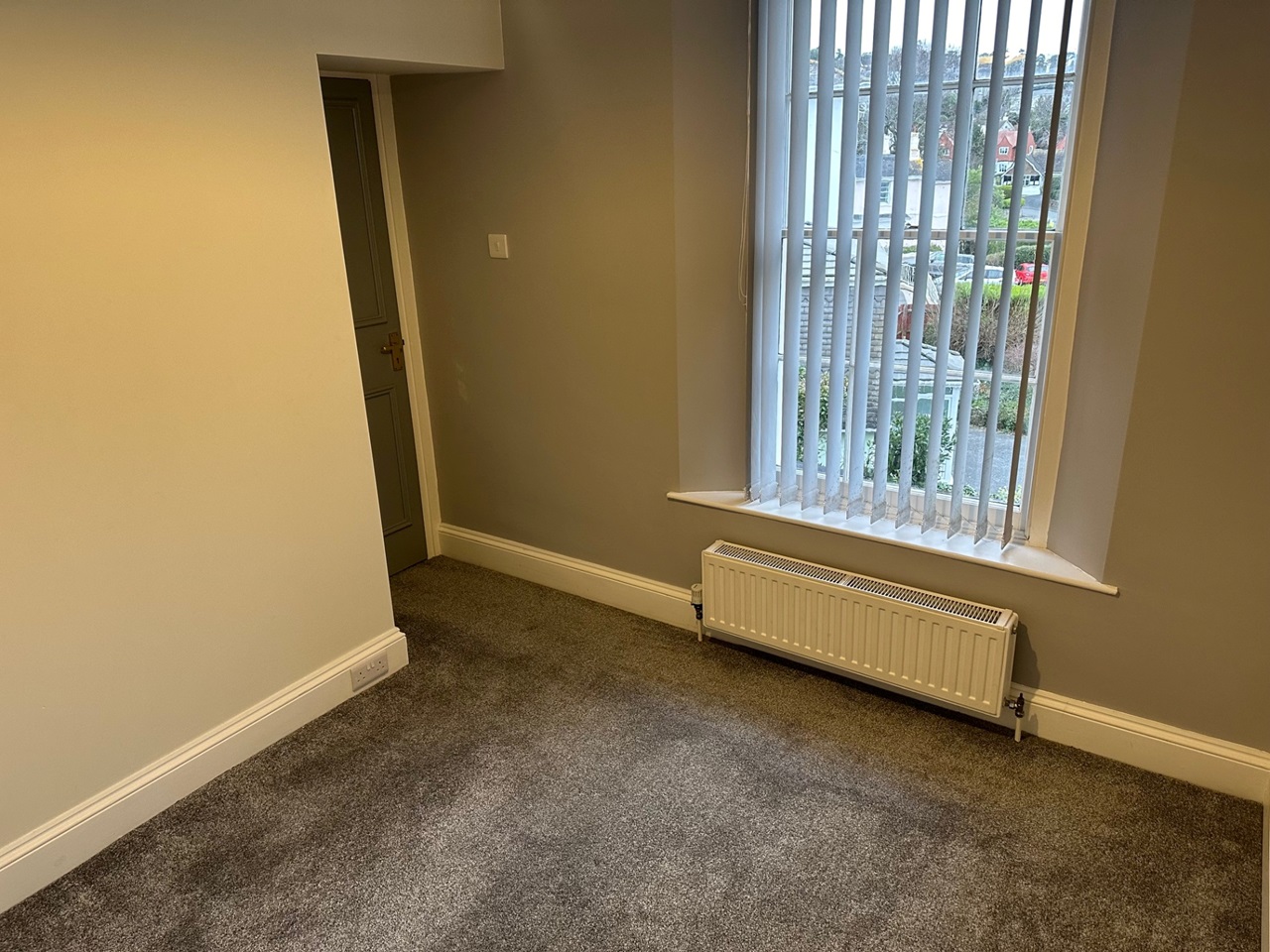 Torquay 1 Bed Flat, Hill Road, TQ1 To Rent Now for £675.00 p/m