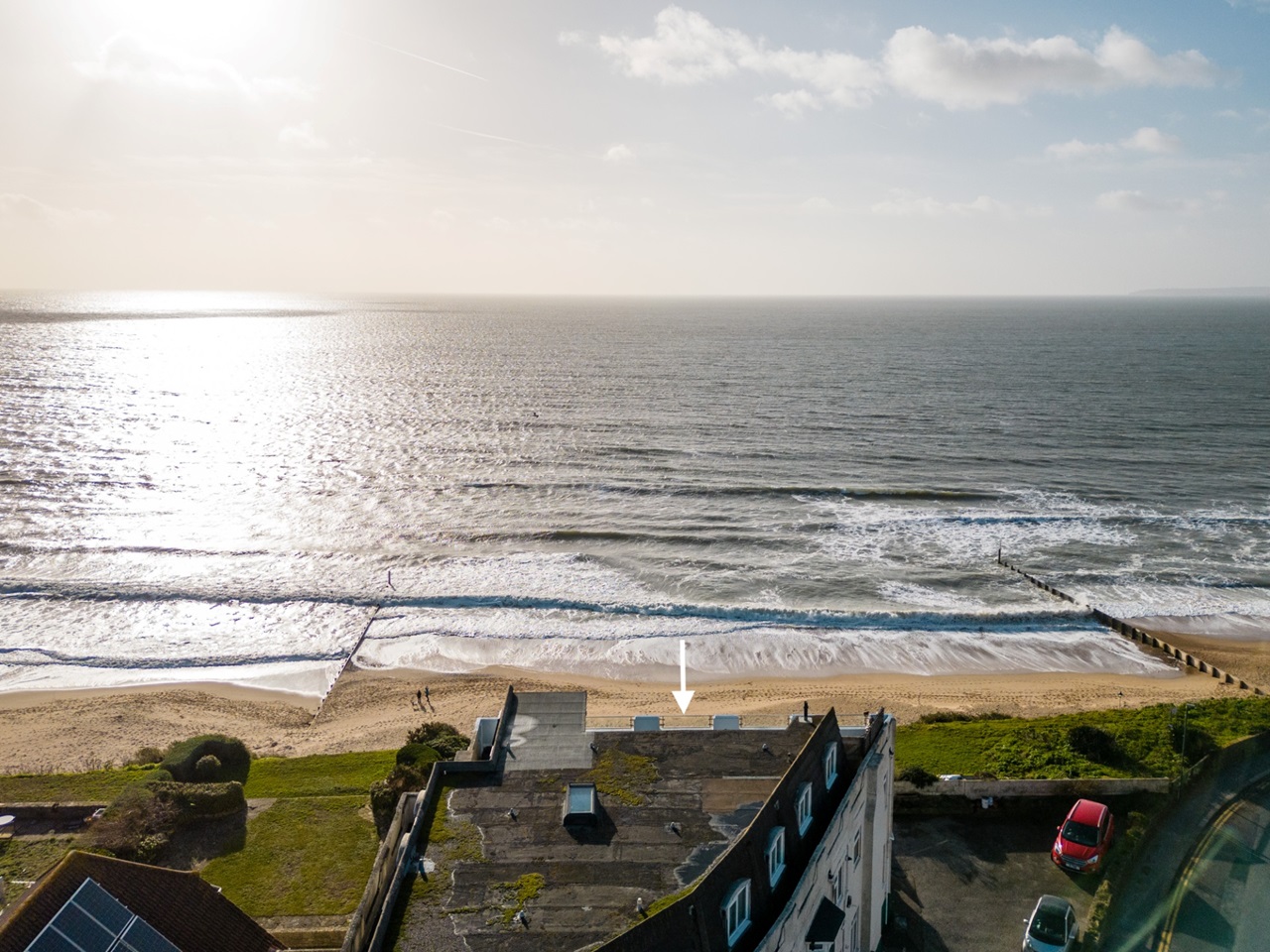 Bournemouth 3 Bed Flat, Southbourne Overcliff Drive, BH6 To Rent