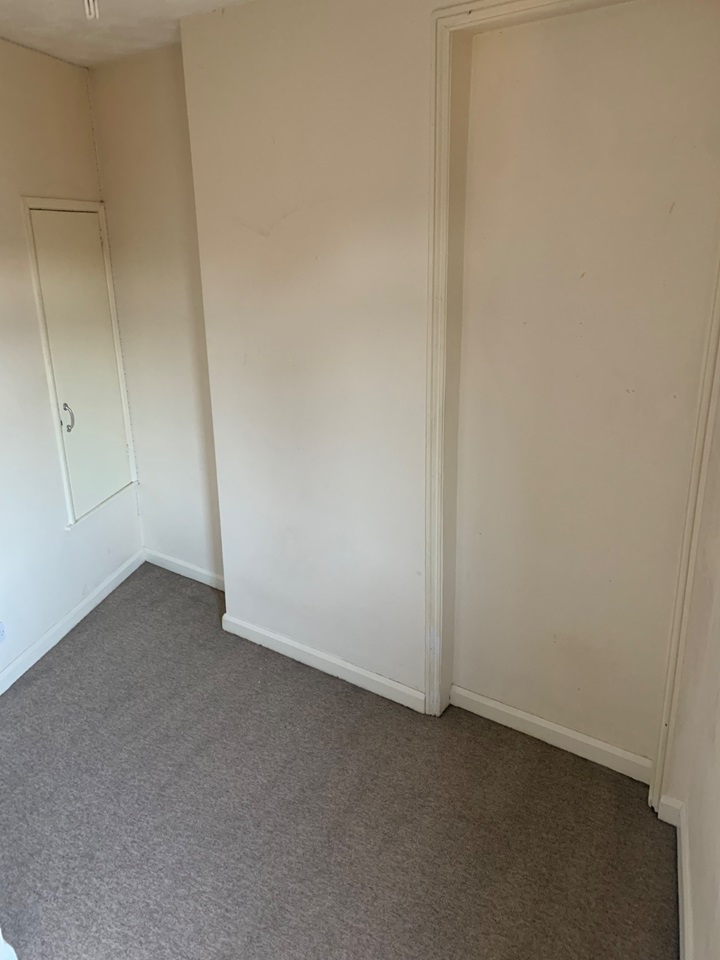 Yeovil 2 Bed Flat, High Street, TA14 To Rent Now for £795.00 p/m