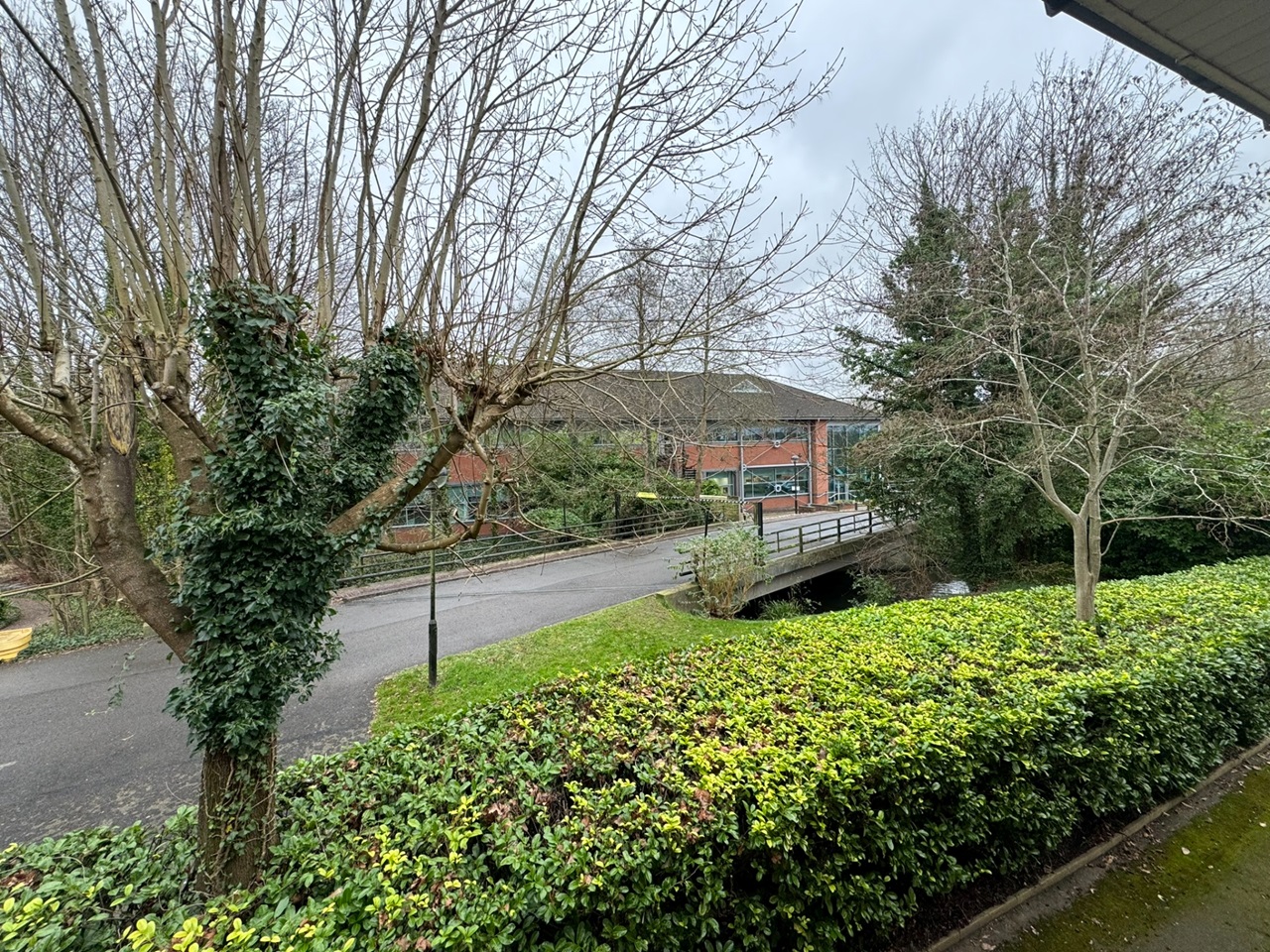 Bourne End 2 Bed Flat, Furlong Road, SL8 To Rent Now for £1,500.00 p/m