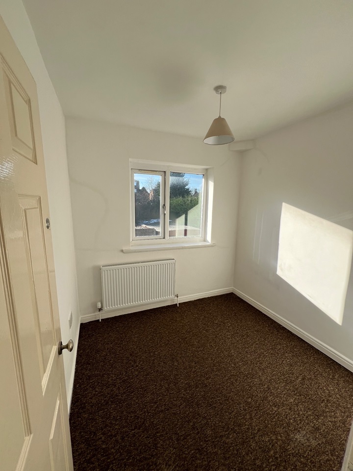 Birmingham 3 Bed SemiDetached House, Kitts Green Road, B33 To Rent