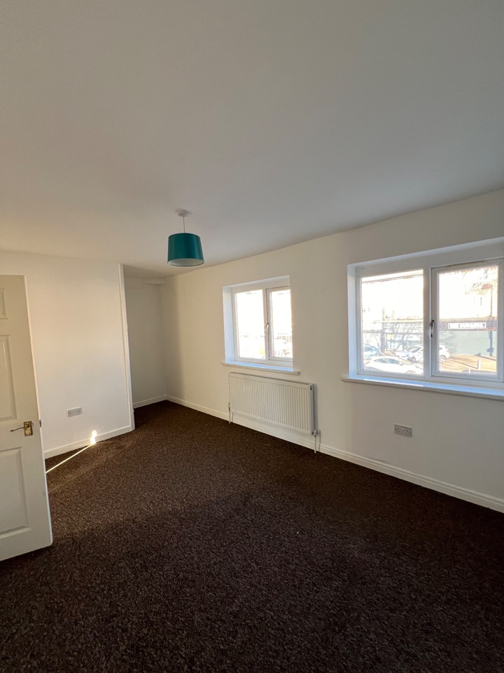 Birmingham 3 Bed SemiDetached House, Kitts Green Road, B33 To Rent