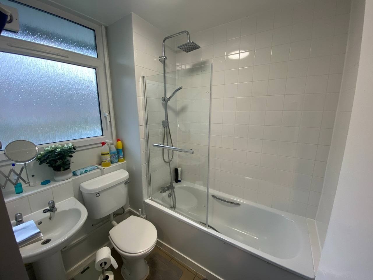 London 1 Bed Flat, Bletchley Court, N1 To Rent Now for £1,550.00 p/m