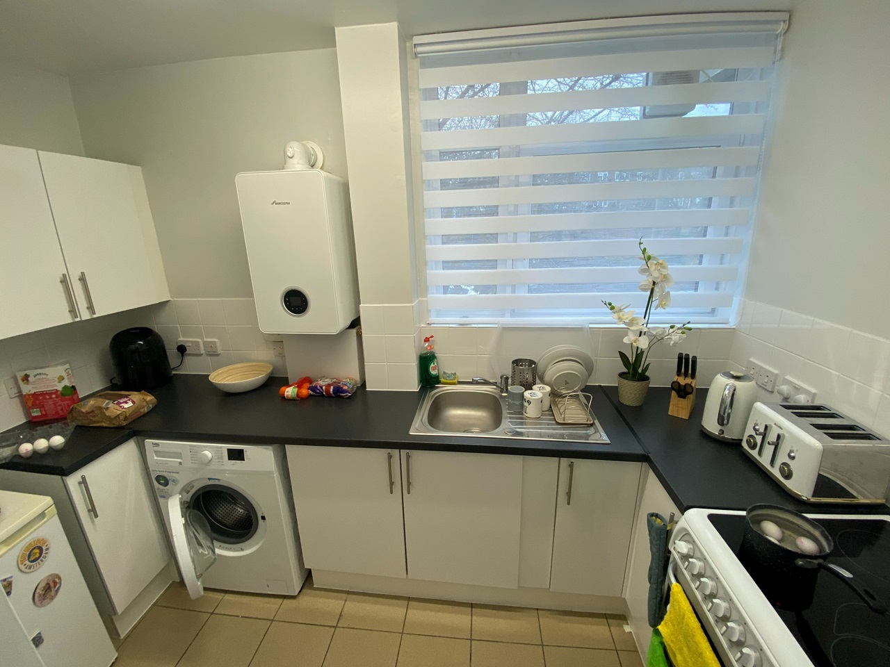 London 1 Bed Flat, Bletchley Court, N1 To Rent Now for £1,550.00 p/m