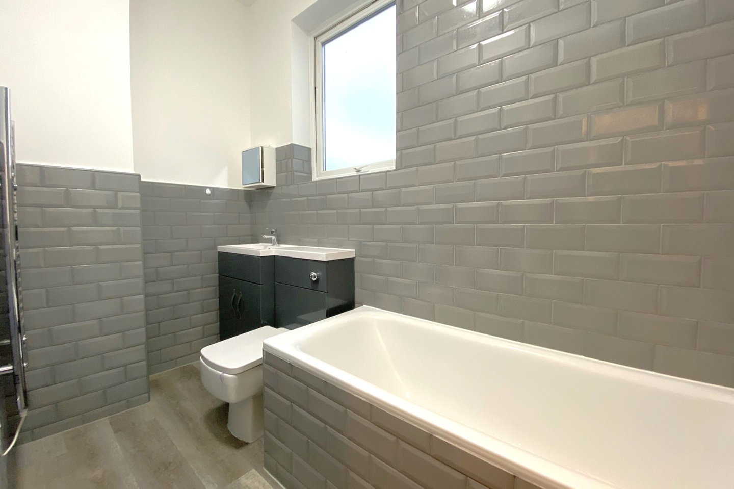 London Studio Flat, Catford, SE6 To Rent Now for £1,000.00 p/m