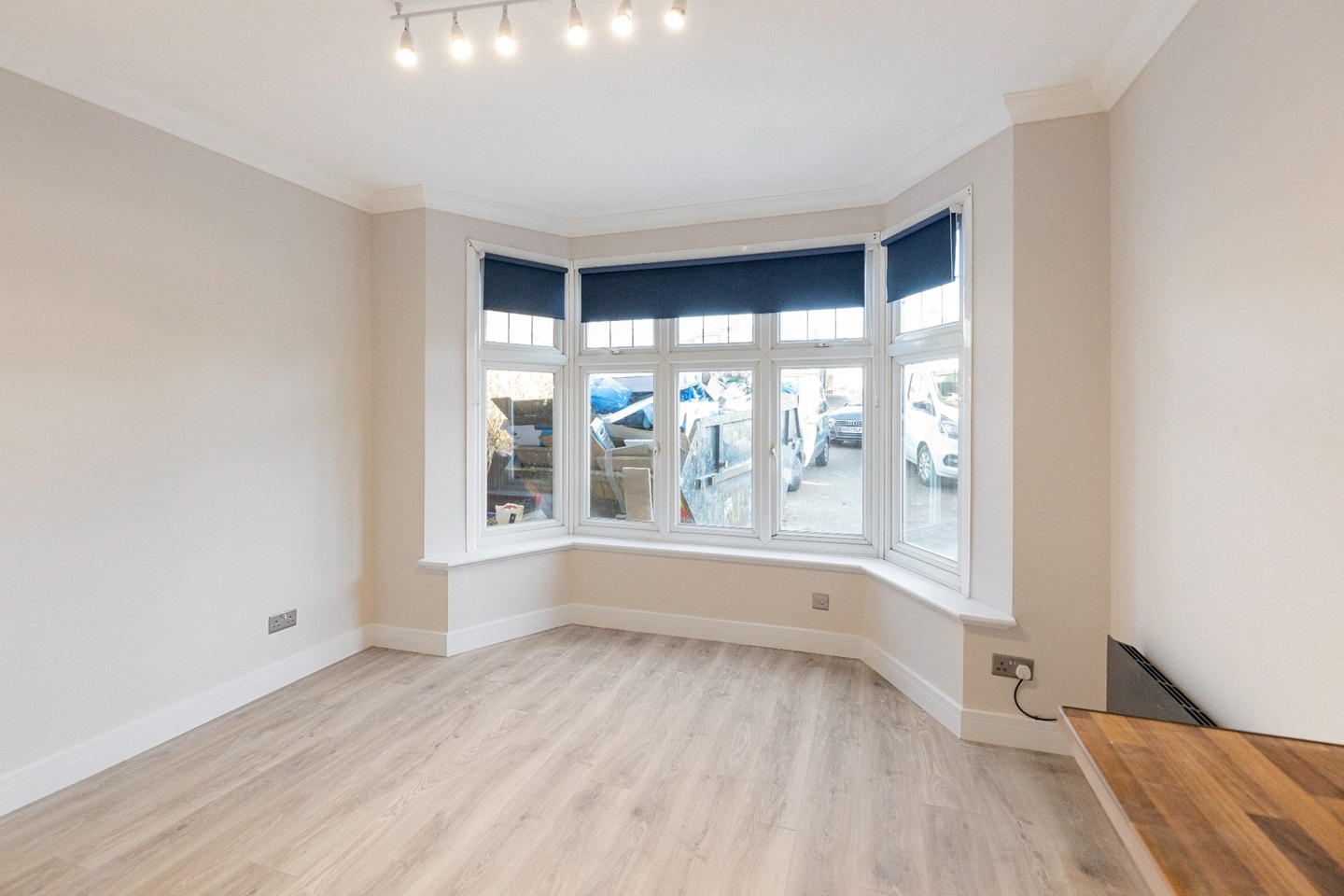 London Studio Flat, Hendon Way, NW2 To Rent Now for £955.00 p/m