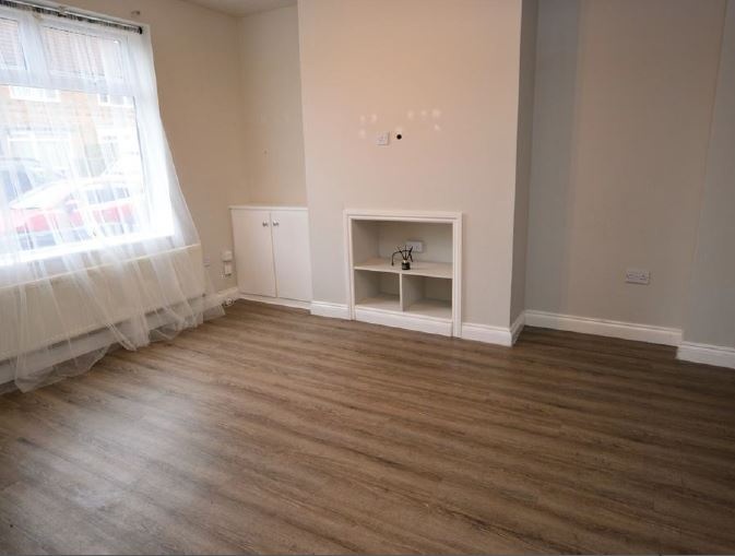 Swinton, Manchester 2 Bed Terraced House, Ellesmere Street, M27 To Rent Now for £1,000.00 p/m