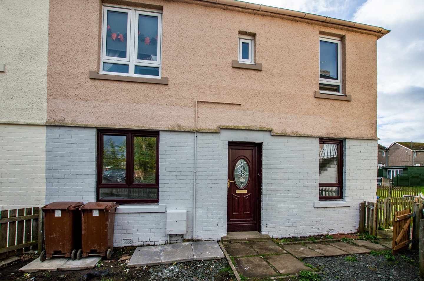 Oakley, Dunfermline 2 Bed SemiDetached House, Blairwood Terrace