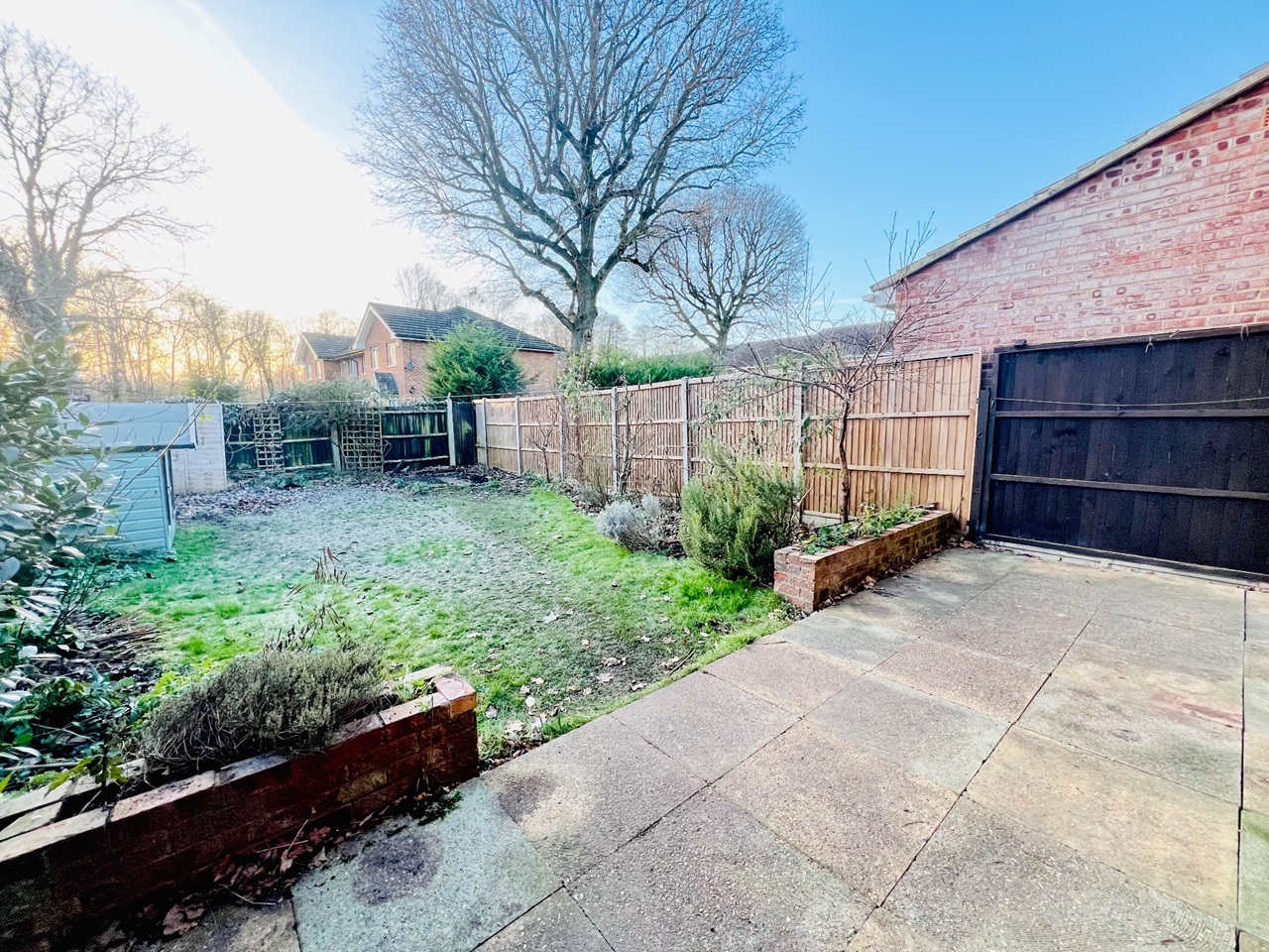 Frimley Green, Camberley 3 Bed SemiDetached House, Gresham Way, GU16