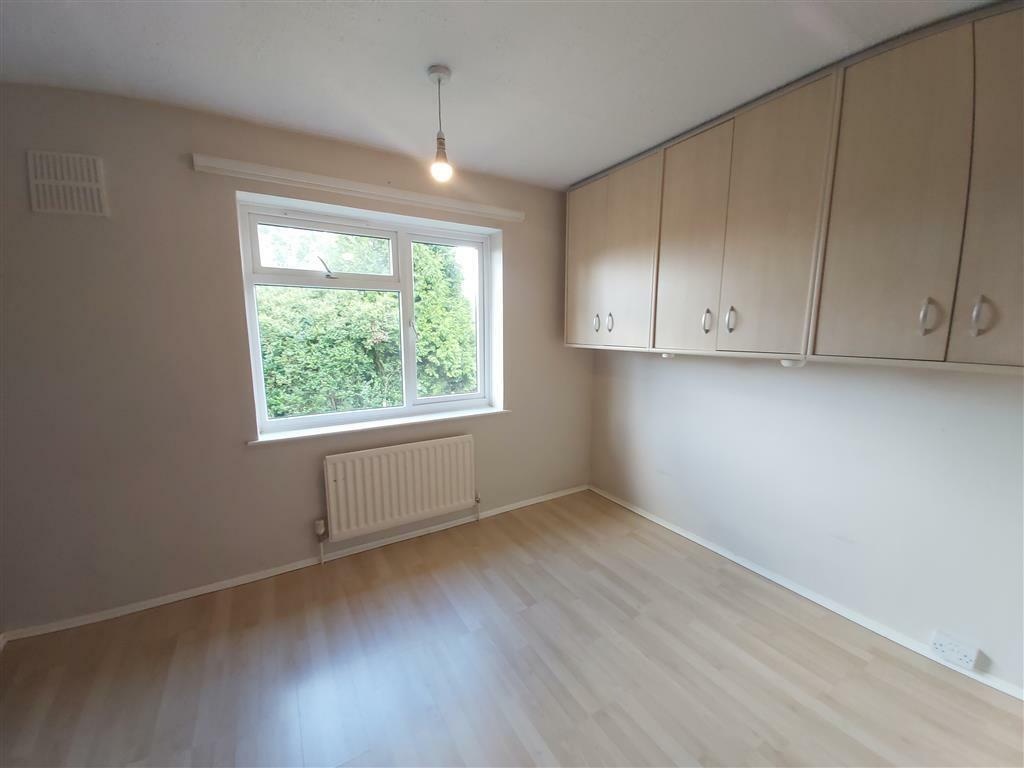 Solihull 2 Bed Campden Green, B92 To Rent Now for £900.