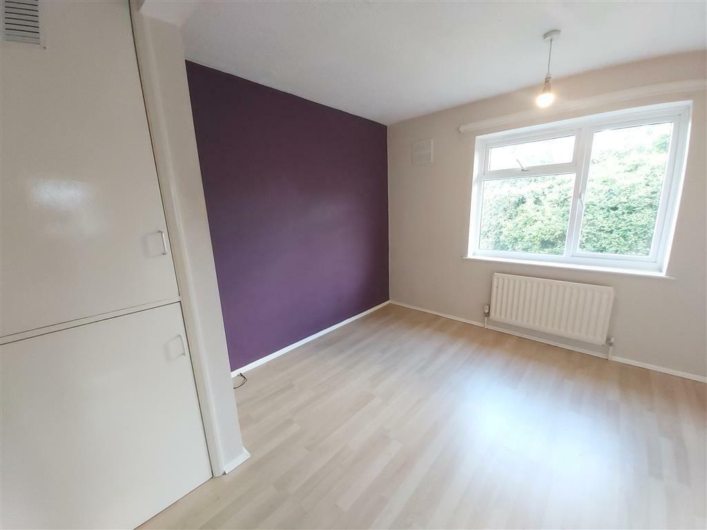 Solihull 2 Bed Campden Green, B92 To Rent Now for £900.