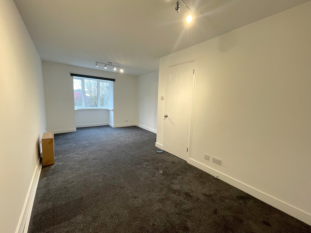 London 2 Bed Flat, Chingford, E4 To Rent Now for £1,550.00 p/m