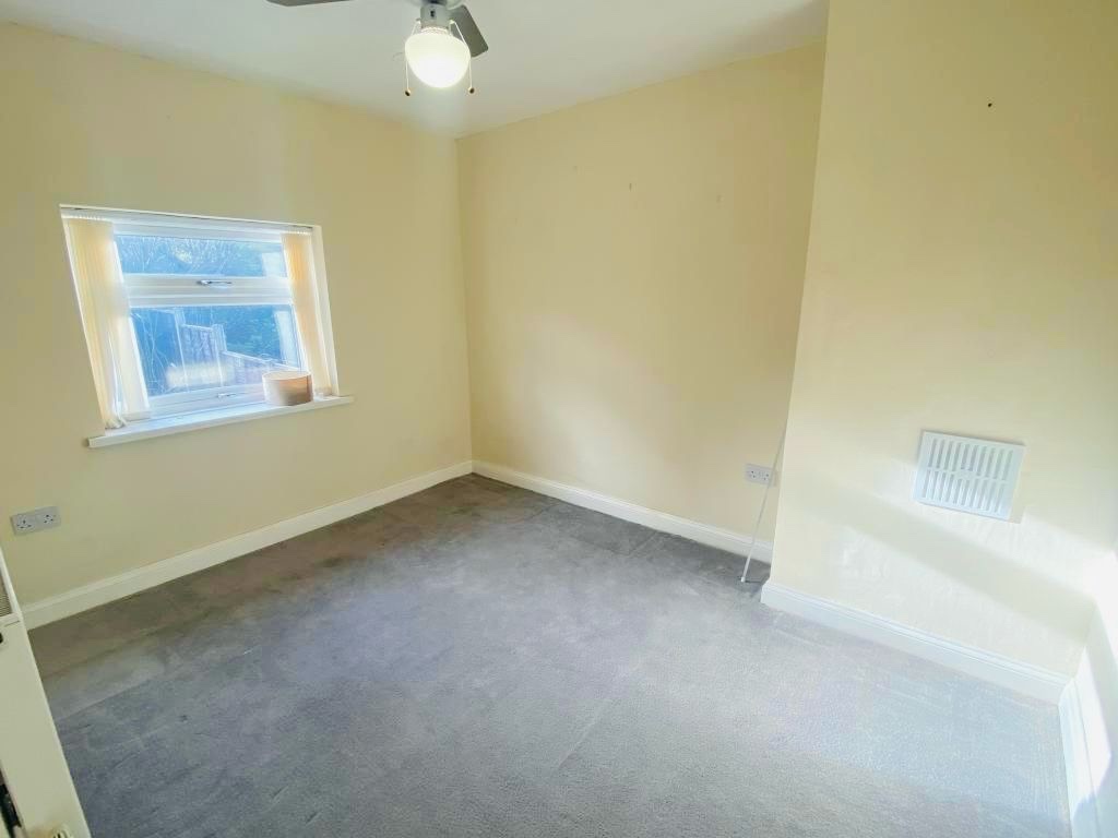 Tividale, Oldbury 3 Bed SemiDetached House, Mount Road, B69 To