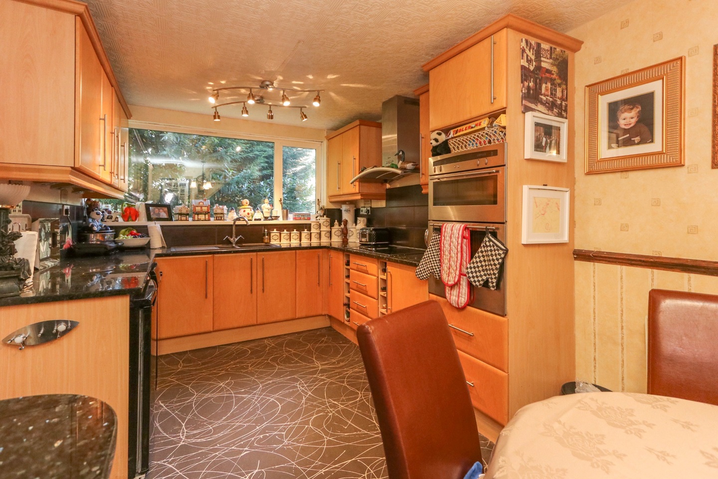 Cheadle Stockport 3 Bed End Terrace, Cheadle, SK8 To Rent Now for £