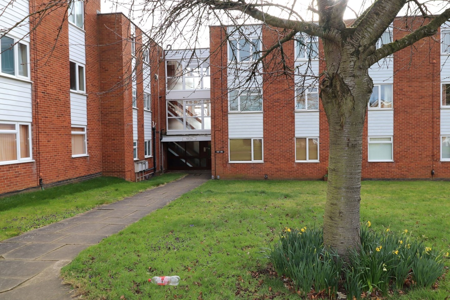 Northampton 1 Bed Flat, Chiltern Way, NN5 To Rent Now for £795.00 p/m