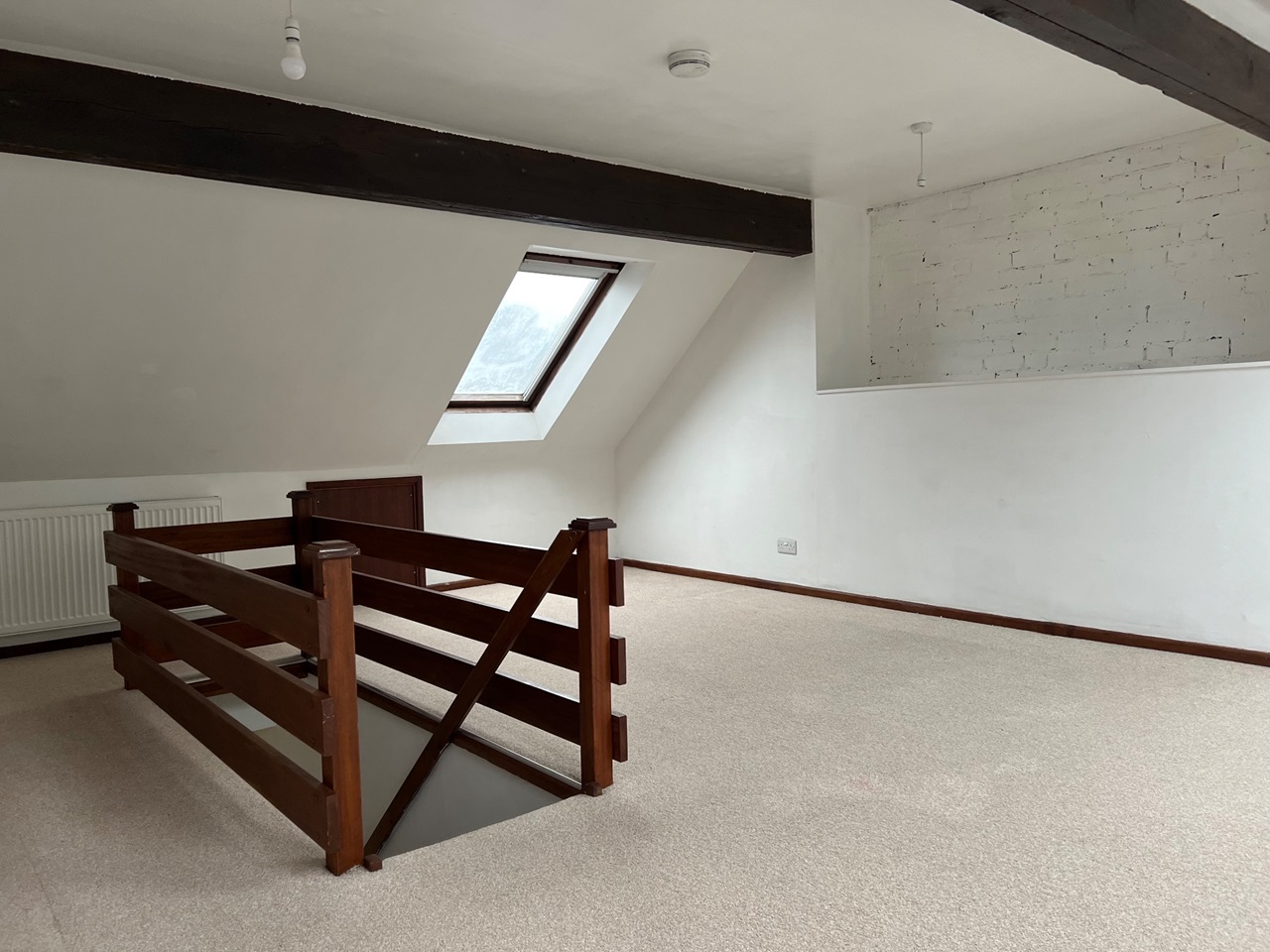 Godstone 3 Bed Flat, Godstone Road, CR8 To Rent Now for £1,775.00 p/m