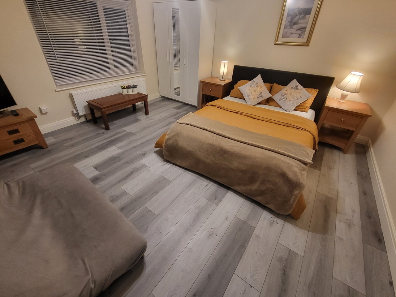 Swinton 1 Bed Flat, Chorley Road, M27 To Rent Now for £750.00 p/m