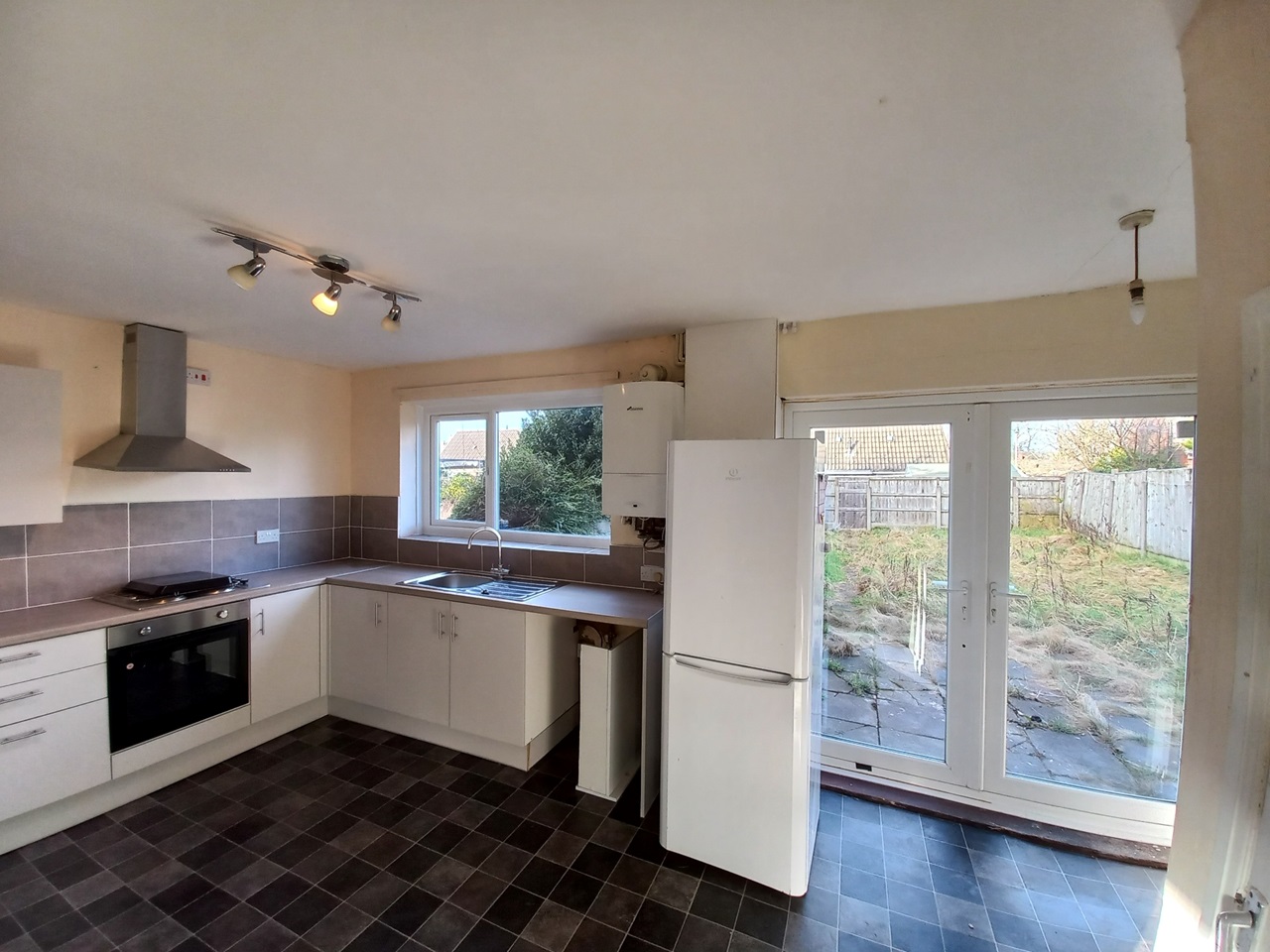 Worsley, Manchester 3 Bed SemiDetached House, Richmond Road, M28