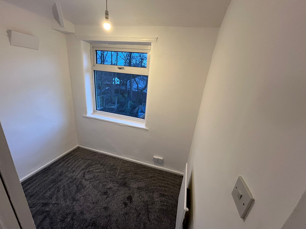 Prestwich, Manchester 3 Bed SemiDetached House, Edgeware Avenue, M25