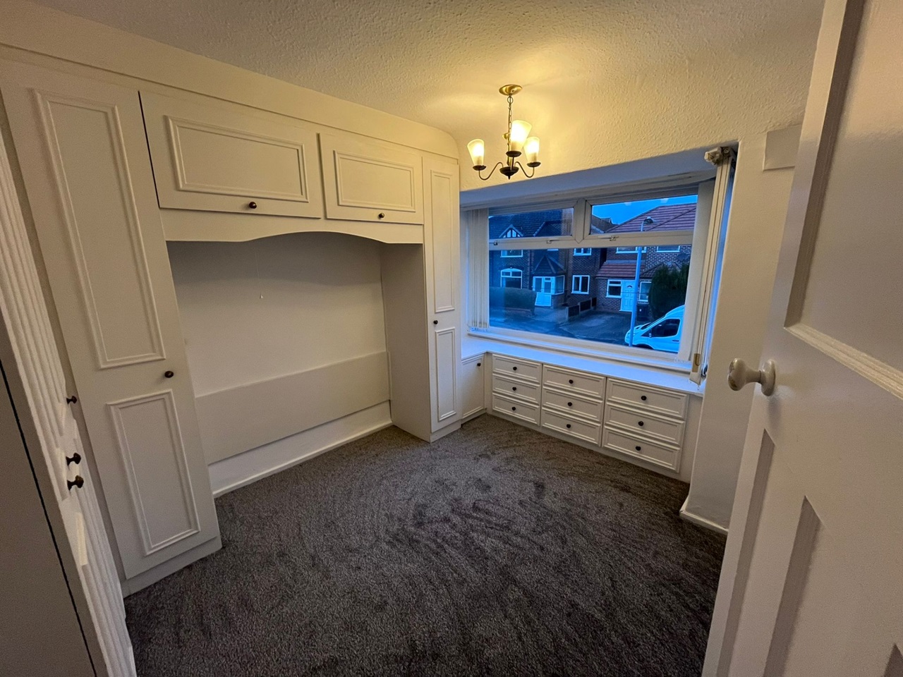 Prestwich, Manchester 3 Bed SemiDetached House, Edgeware Avenue, M25