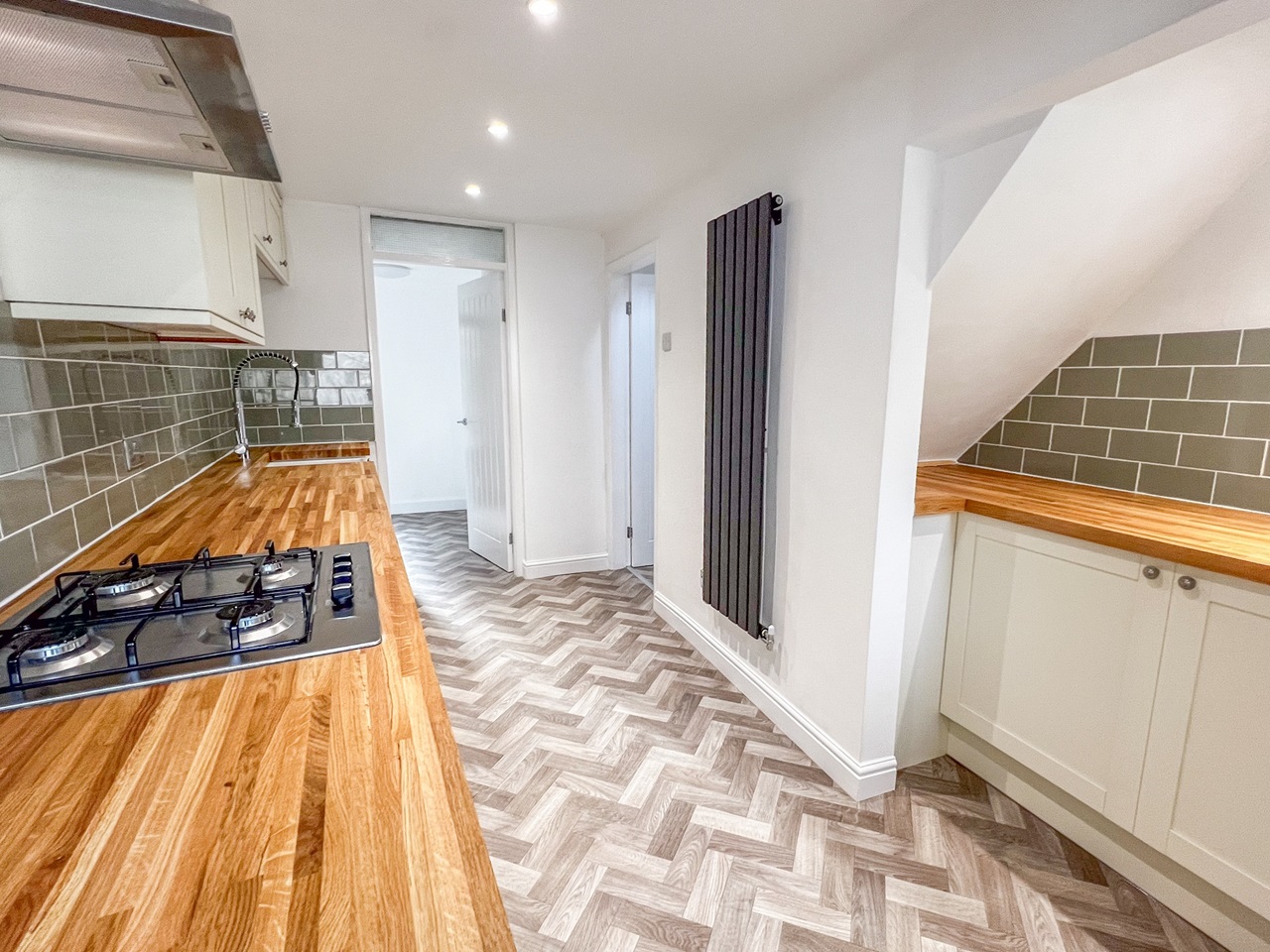 Bonsall, Matlock 3 Bed Detached House, The Dale, DE4 To Rent Now