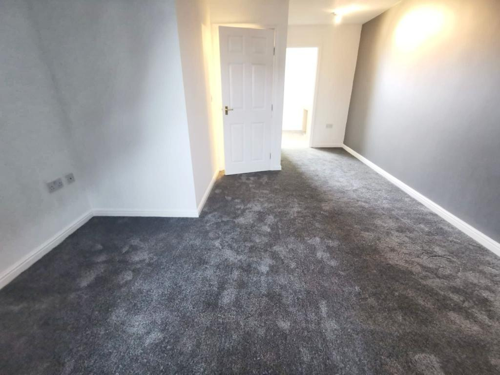 Darlaston, Wednesbury 3 Bed Terraced House, Mill Street, WS10 To