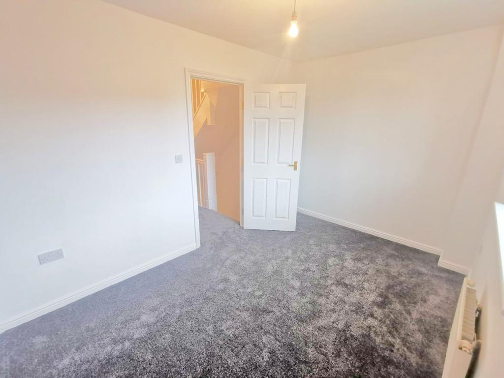 Darlaston, Wednesbury 3 Bed Terraced House, Mill Street, WS10 To