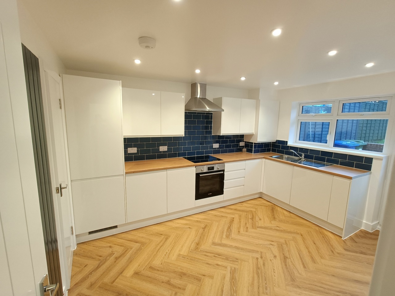 Brackley 3 Bed Terraced House, Waynflete Close, NN13 To Rent Now