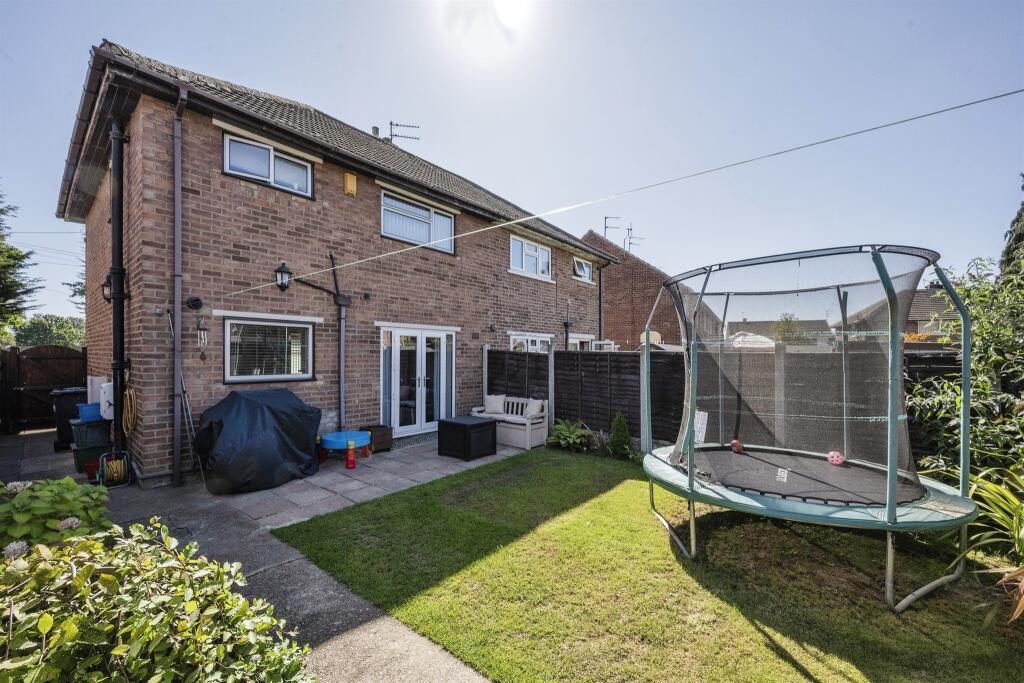 Doncaster 3 Bed SemiDetached House, Lansdowne Road, DN2 To Rent