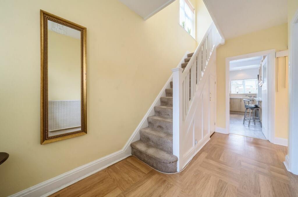 Bedford 3 Bed SemiDetached House, Kingsbrook Road, MK42 To Rent