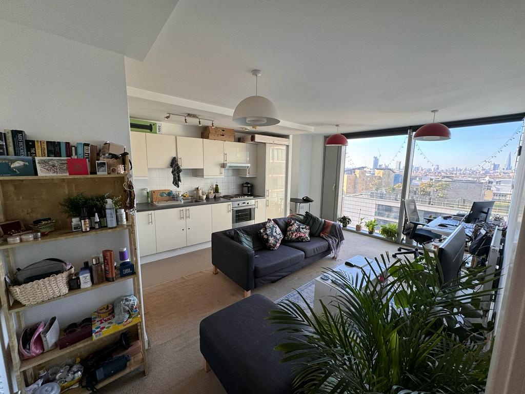 London 1 Bed Flat, Whitby House, E14 To Rent Now for £2,000.00 p/m