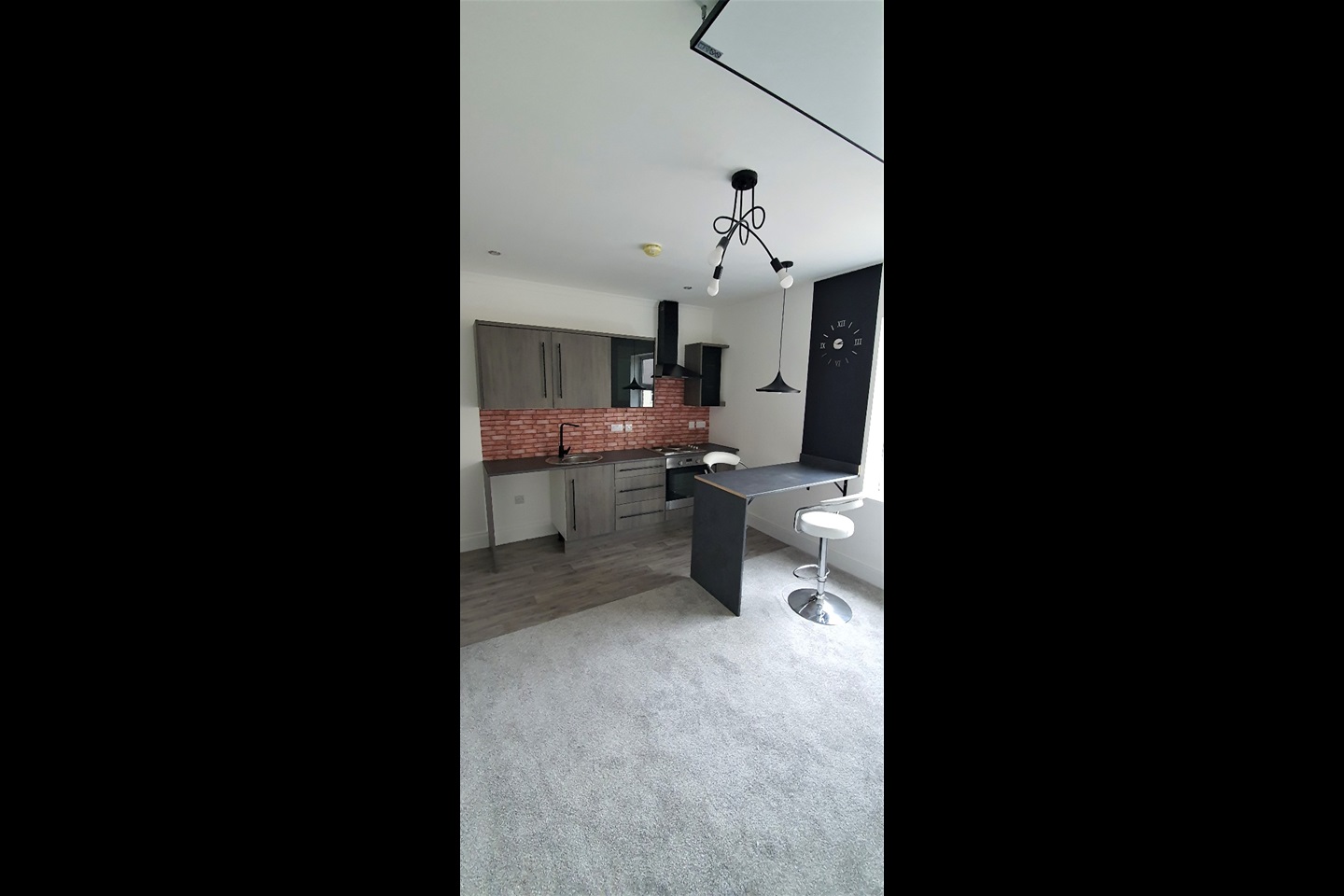 Newark 1 Bed Flat, Balderton Gate, NG24 To Rent Now for £625.00 p/m