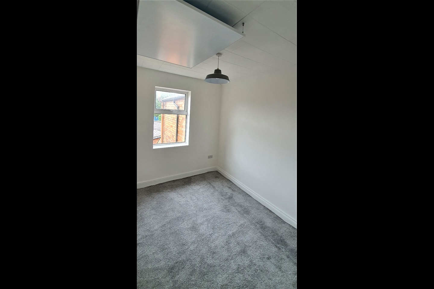 Newark 1 Bed Flat, Balderton Gate, NG24 To Rent Now for £625.00 p/m