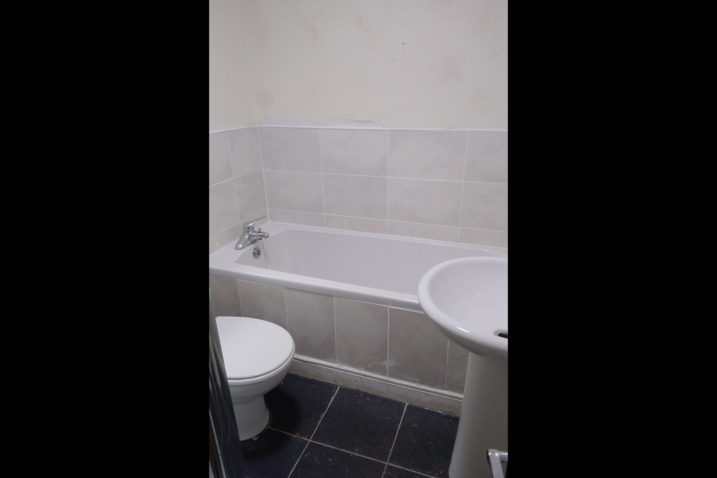 Rowlands Gill 2 Bed Terraced House, Margaret Terrace, NE39 To Rent