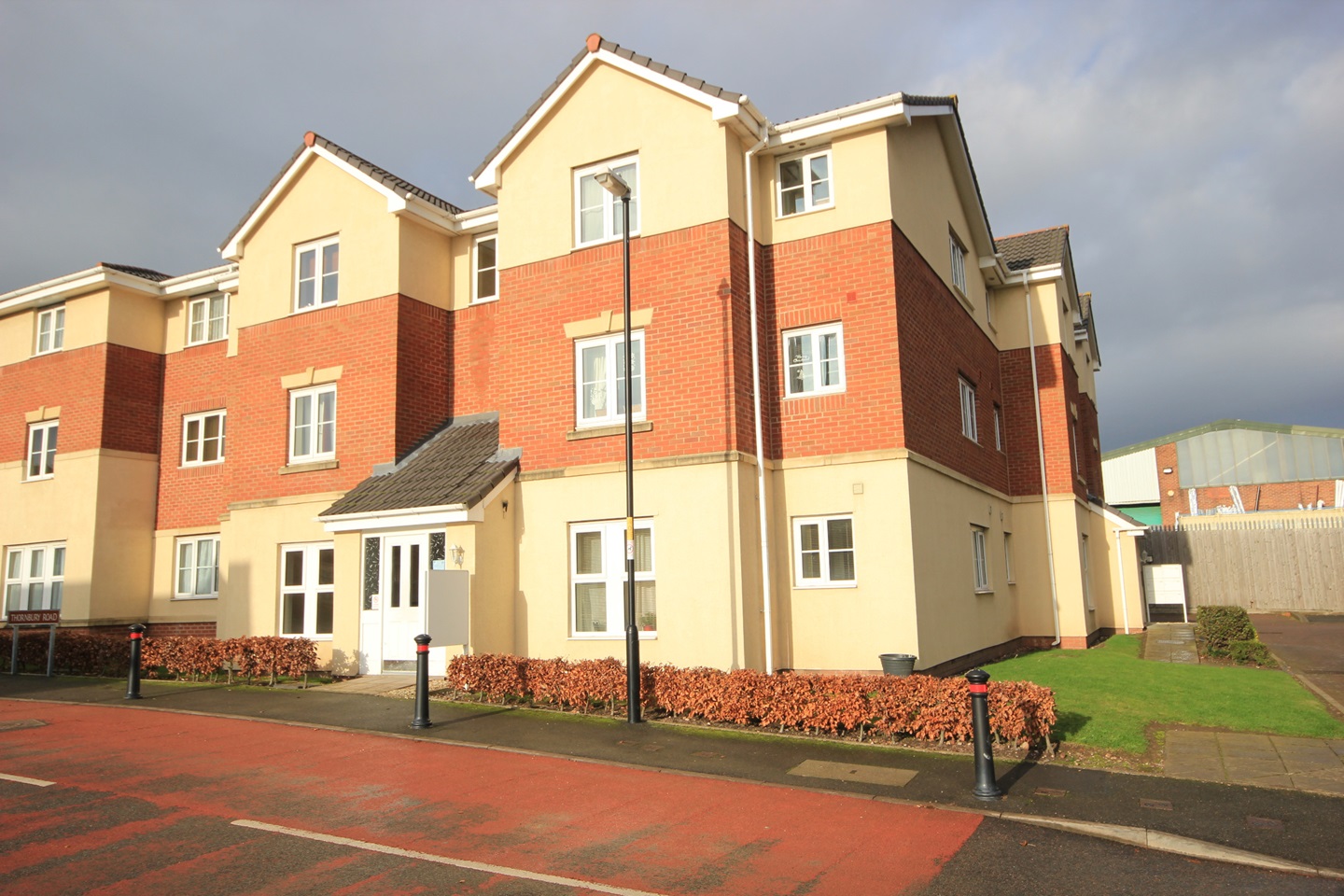 Walsall 1 Bed Flat, Thornbury Road, WS2 To Rent Now for £695.00 p/m