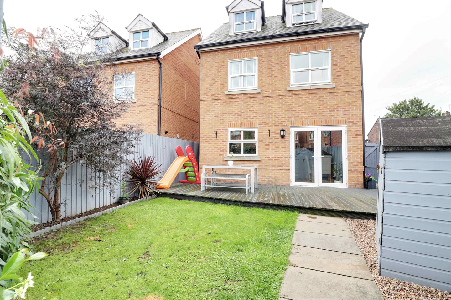 Methley, Leeds 4 Bed Detached House, Main Street, LS26 To Rent Now