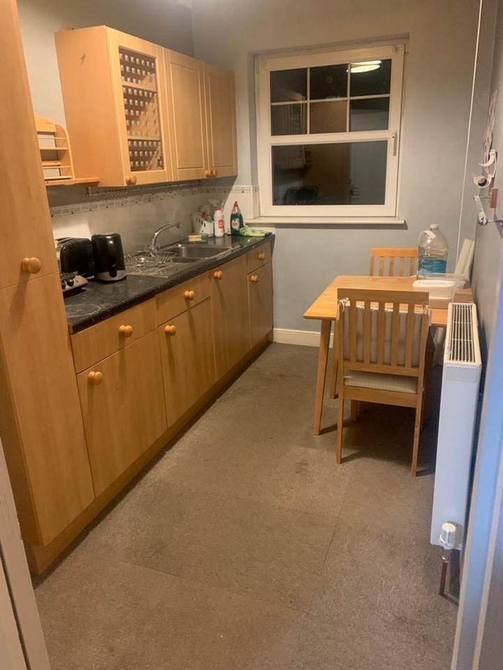 Finedon, Wellingborough 3 Bed Flat, High Street, NN9 To Rent Now