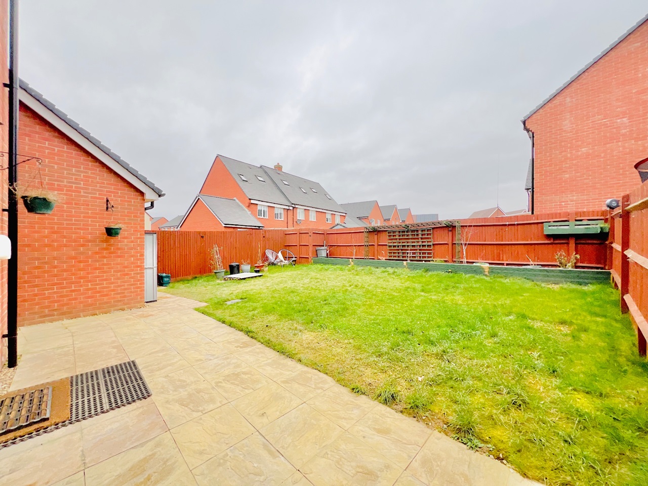 Andover 3 Bed SemiDetached House, Harebell Road, SP11 To Rent Now for £1,400.00 p/m