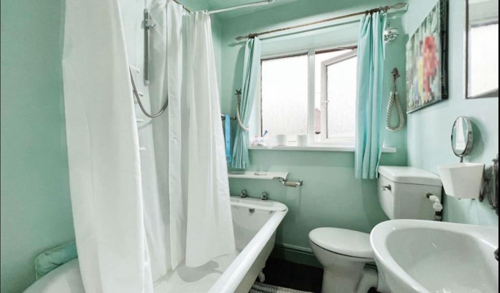 Leicester 3 Bed SemiDetached House, Swithland Avenue, LE4 To Rent