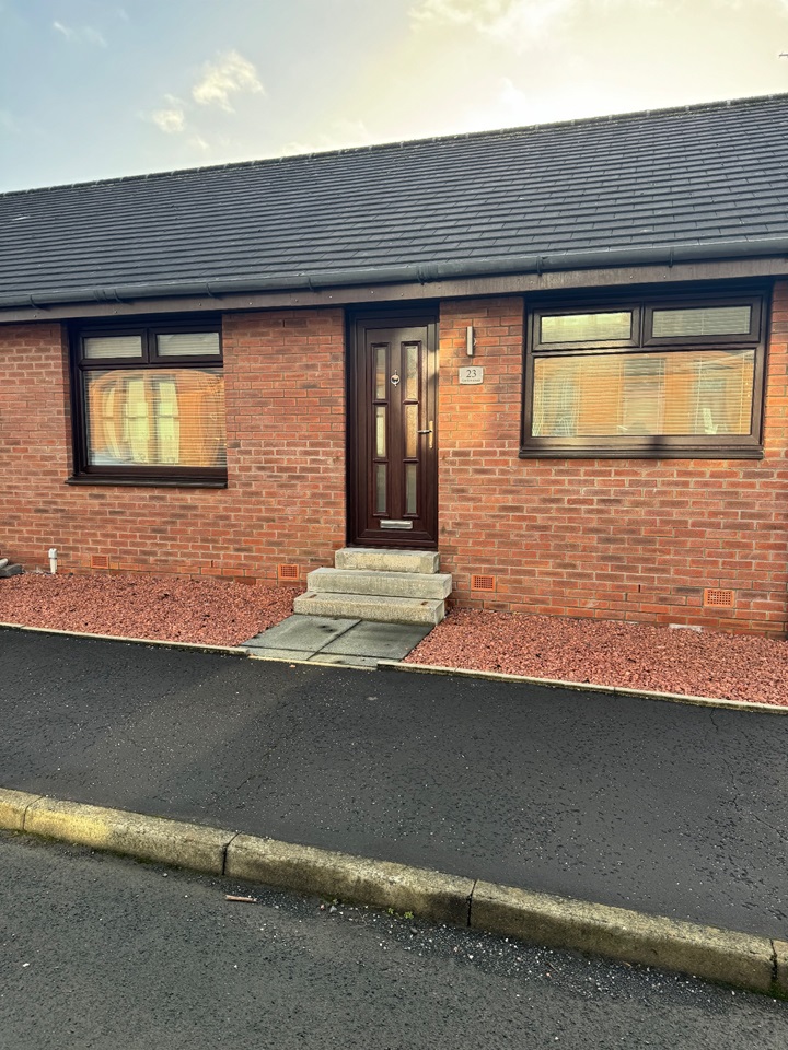 Galston 2 Bed Bungalow, Garden Street, KA4 To Rent Now for £650.00 p/m